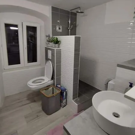 Apartman Luka Apartamento *
